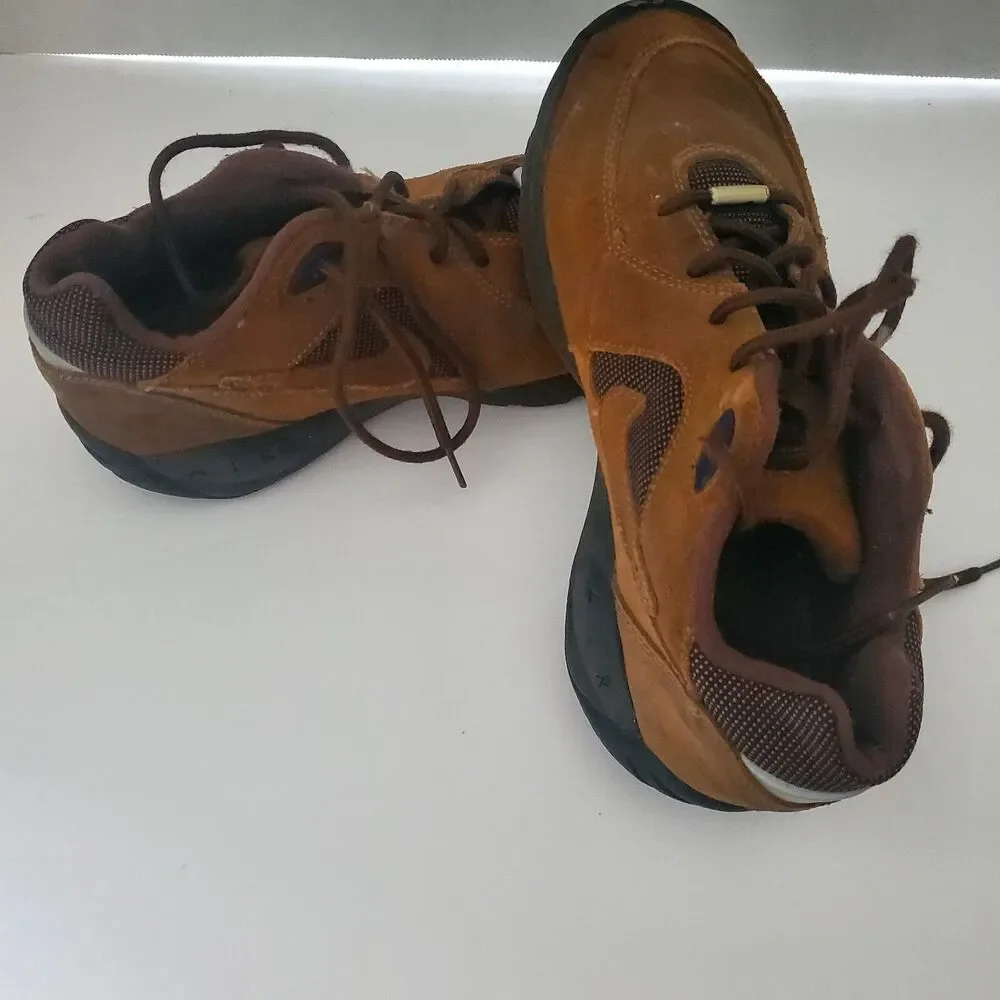 Women's Nike Air Khaki 960608 IW Shoes Size US 9 Trail Shoes, Hiking, Brown